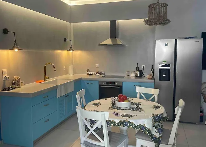 Relax With A View Villa Batsi